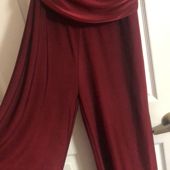 Red fancy jumpsuit - Picture 7 of 11